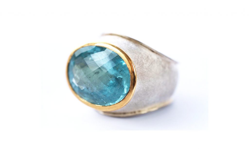 Silberring mit großem Aquamarin